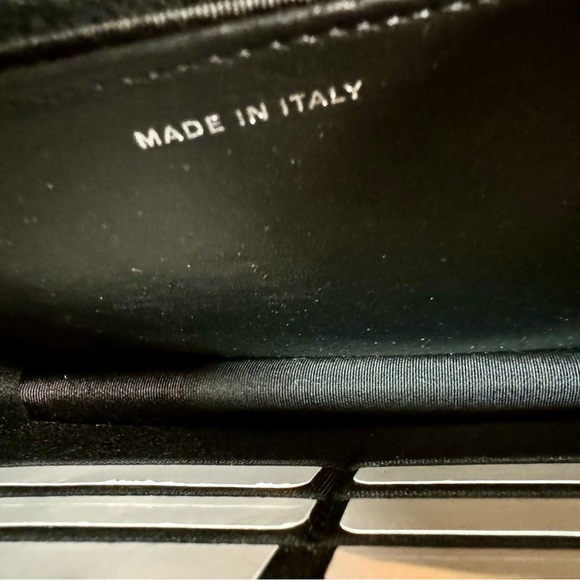 CHANEL▪️ Quilted Bi-Color Wallet On Chain WOC red/black - Picture 9 of 10